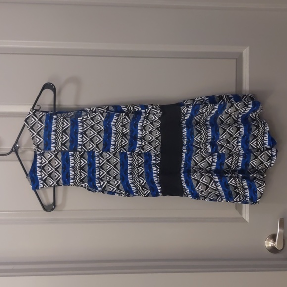 Express Blue Pattern Romper - Picture 3 of 8